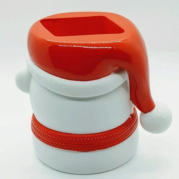 Bath & Body Works Christmas Soap Holder Polar Bear Santa Hat Heavy Ceramic NEW - Picture 6 of 6